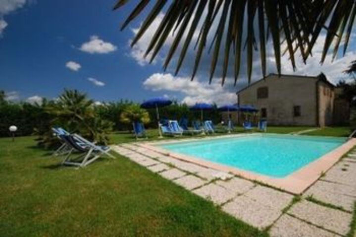 Pool 16 of 18