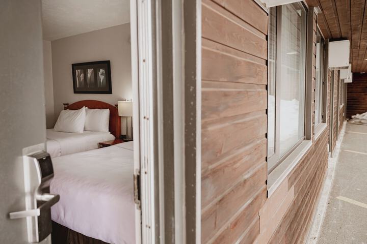 Room 40 of 120