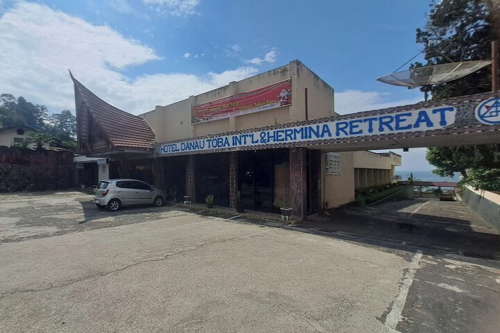 Hotel 73 of 79