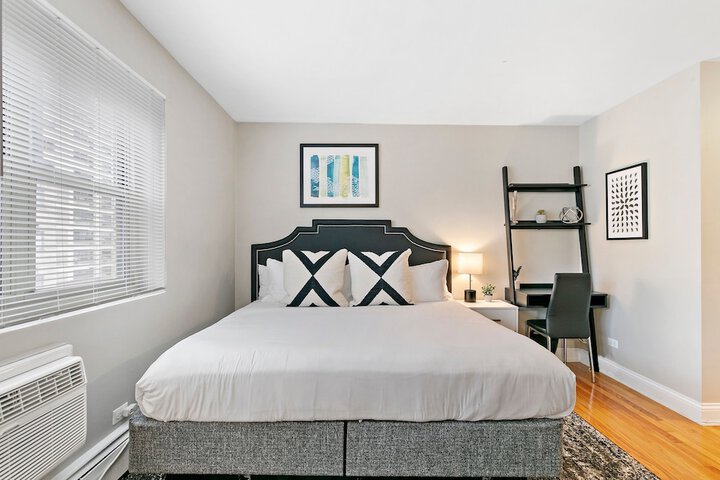 Room 2 of 13
