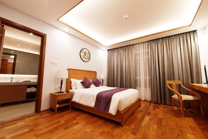 Room 25 of 111