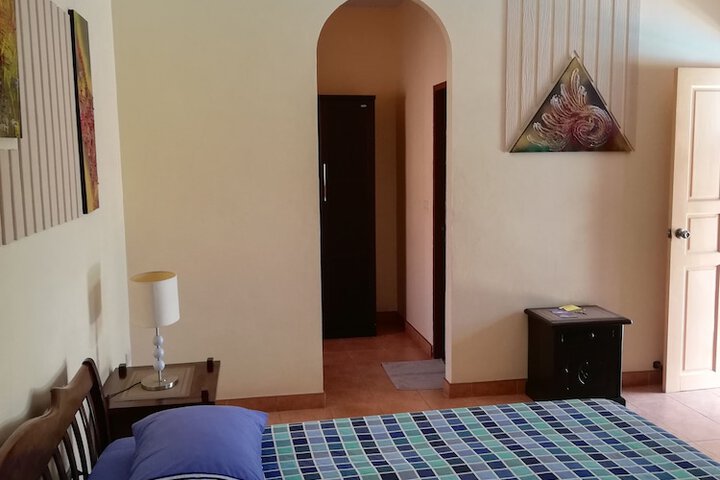 Room 3 of 53