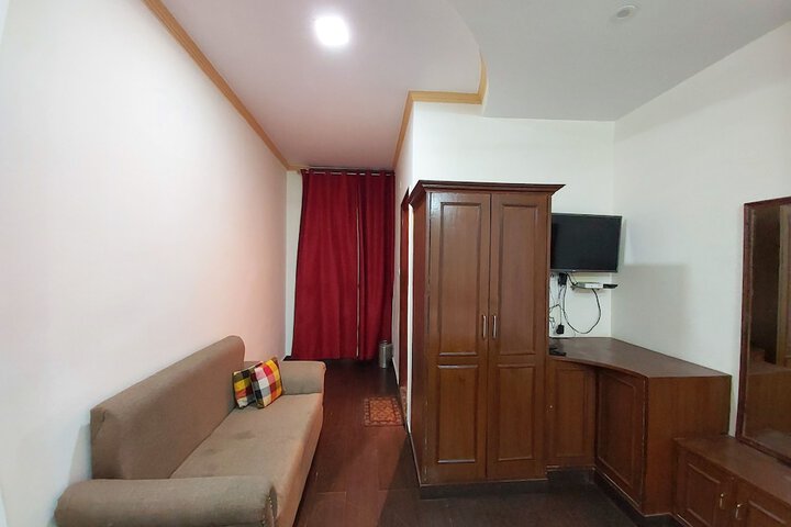 Hotel Interior 4 of 15