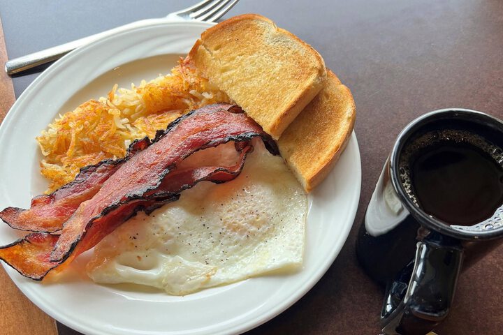 Breakfast/Coffee Service 70 of 123