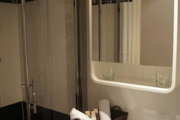 Bath Photo