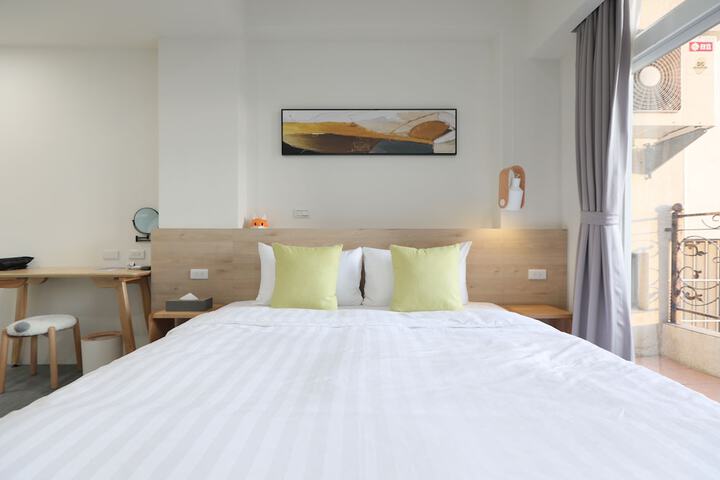 Room 26 of 75