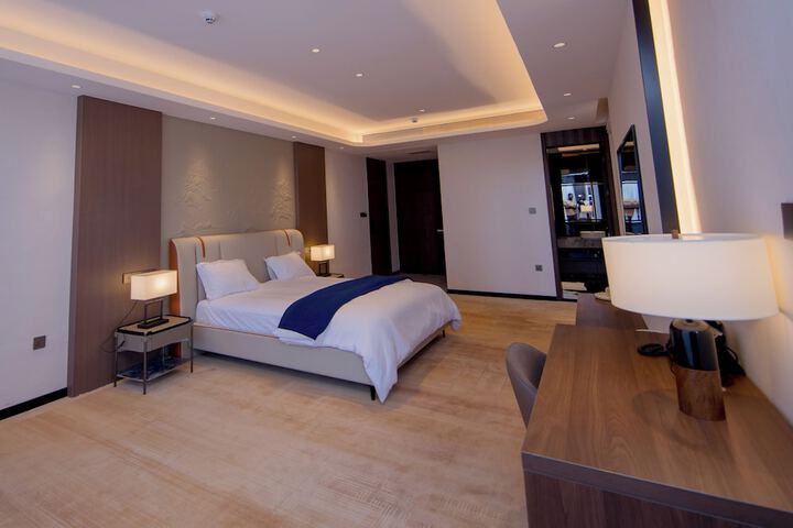 Room 37 of 148