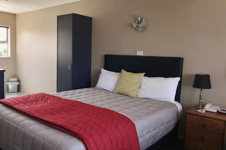 Room 15 of 60