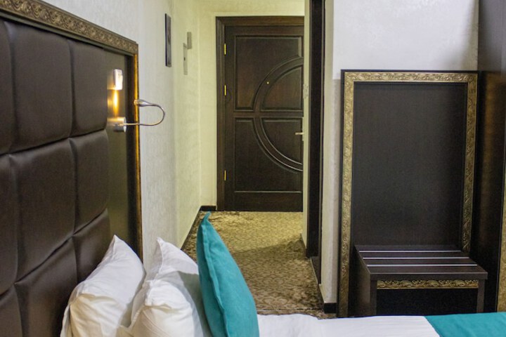 Room 37 of 125