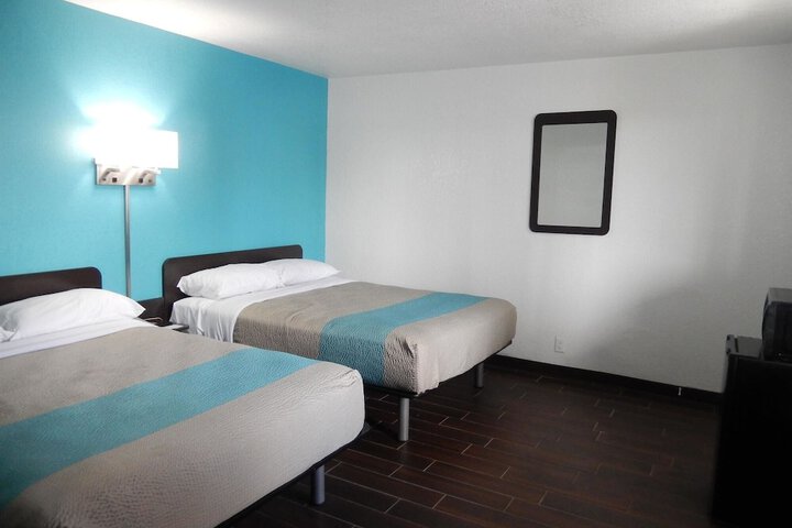 Room 3 of 24