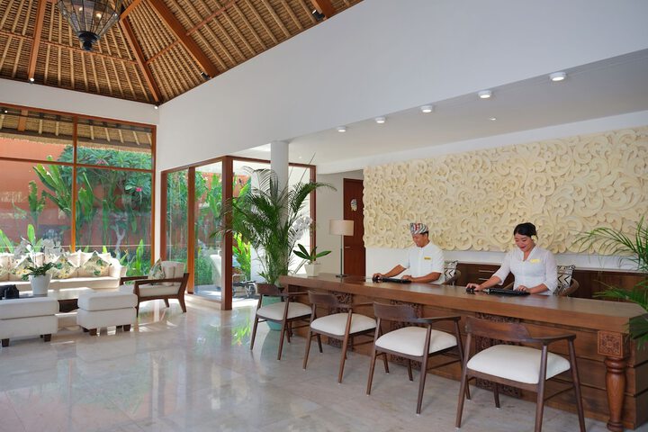 Guest Lobby