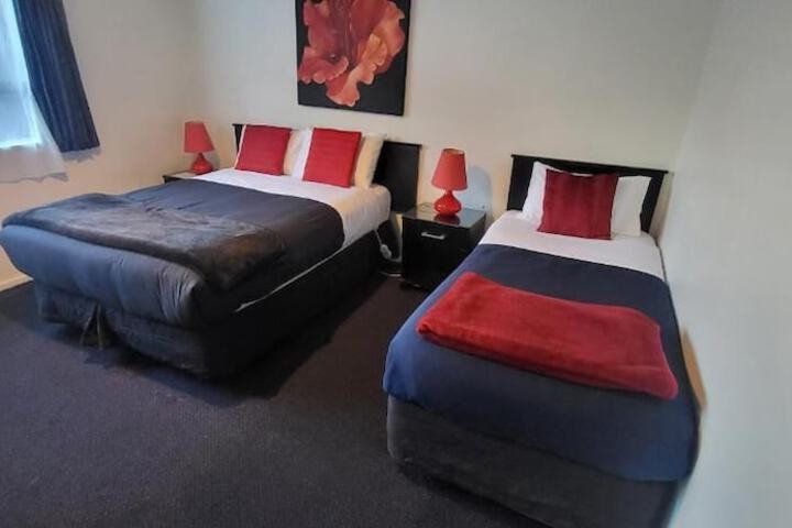 Room 21 of 44