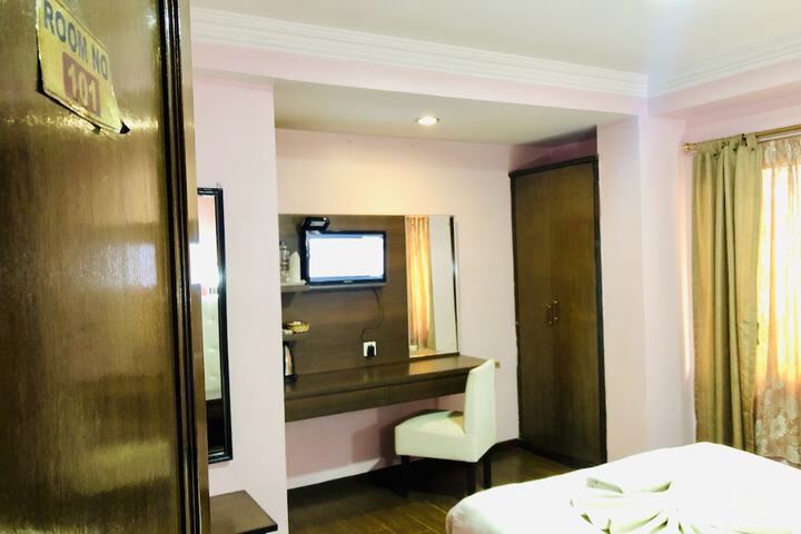 Room 19 of 44