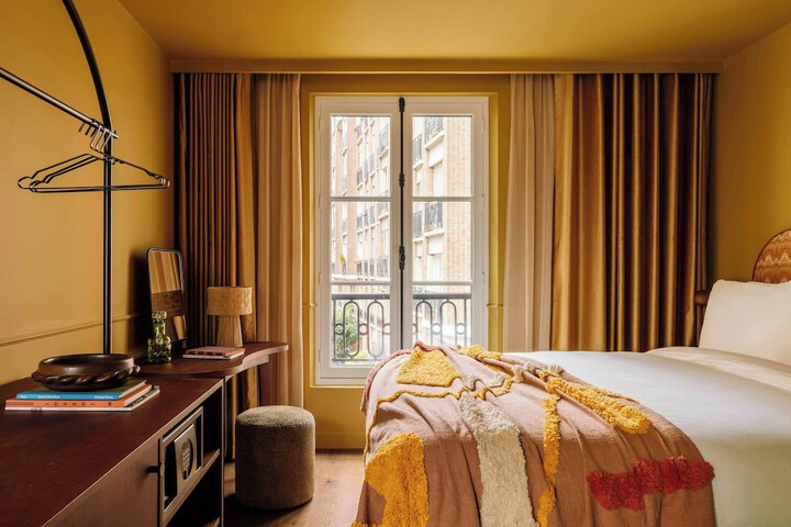 Room 42 of 128