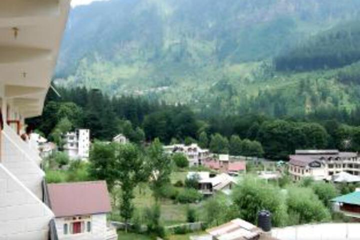 Hotel View 5 of 11