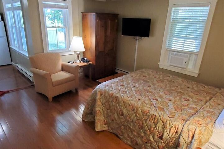 Superior Apartment 3 Double Beds Sofa (12 of 21)