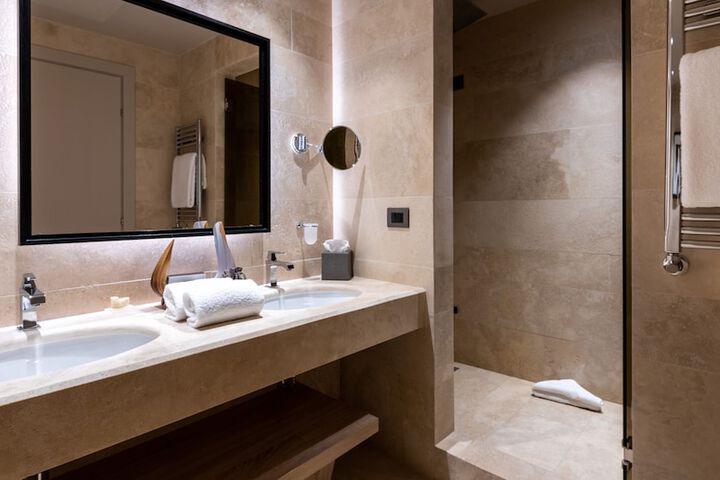 Bathroom Interior Photo
