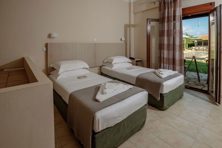 Room 18 of 24
