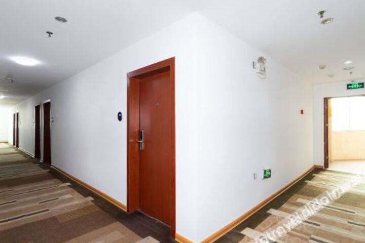 Hotel Interior 18 of 22