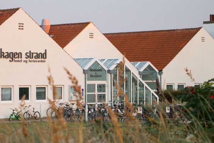Exterior of Skagen Strand Hotel Og Feriecenter