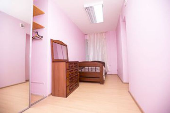 Room 33 of 88