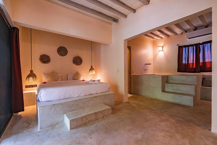 Room 28 of 101