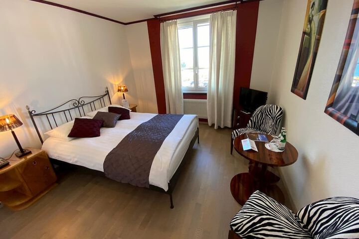 Room 19 of 46