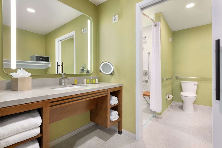Bathroom shower