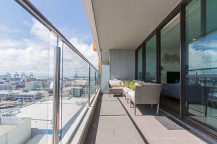 Terrace/Patio 2 of 17