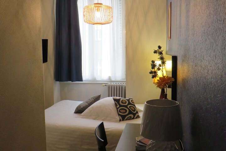 Room 13 of 53