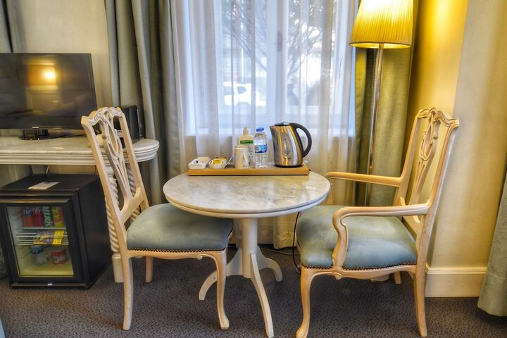 Room 21 of 63