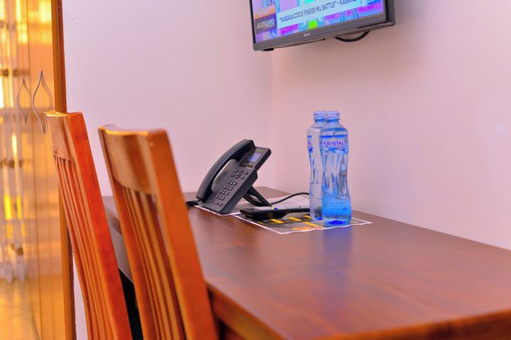 Room 4 of 34