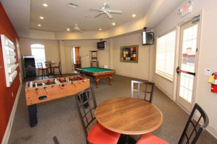 Room 34 of 143