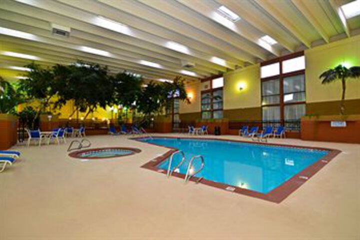 Pool 24 of 38