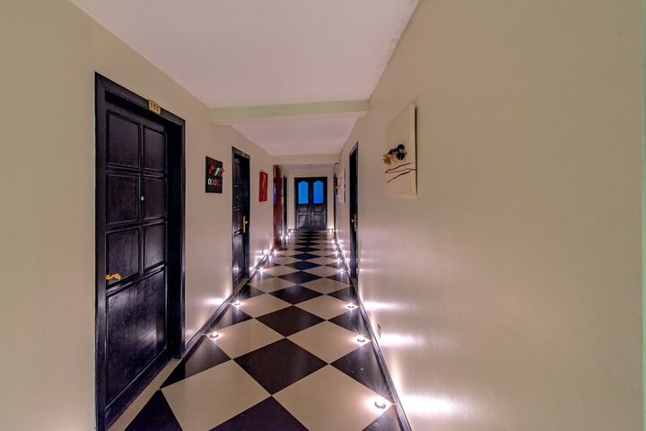 Ballroom/Hall 145 of 160
