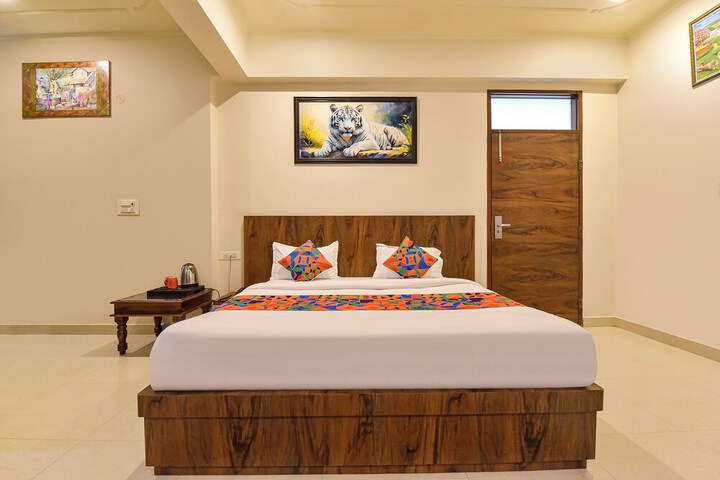 Room 21 of 44