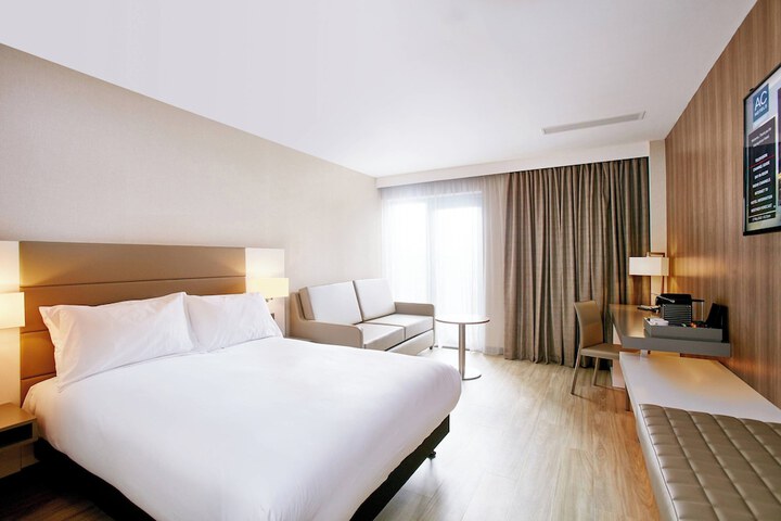 Room 15 of 41