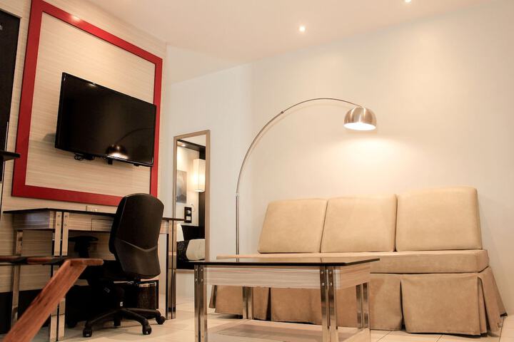 Room 12 of 19