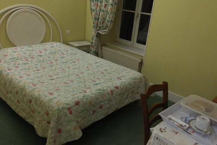 Room 12 of 43