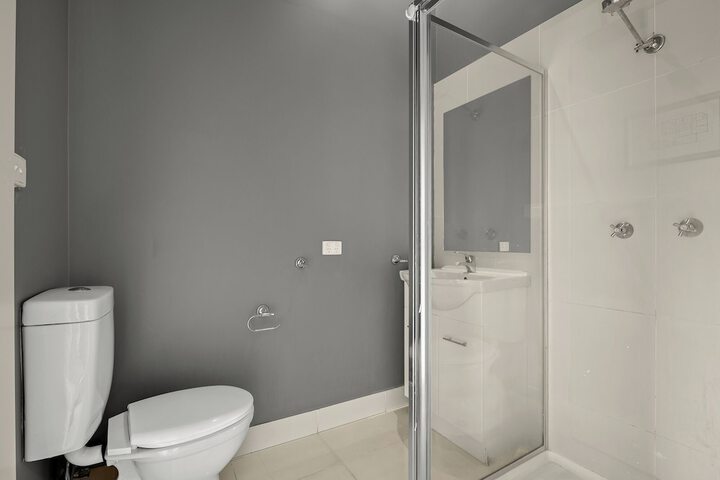 Room 15 of 19