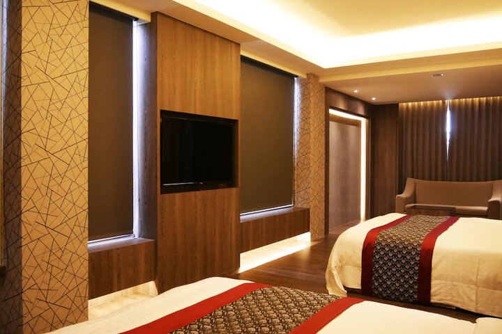 Room 5 of 55