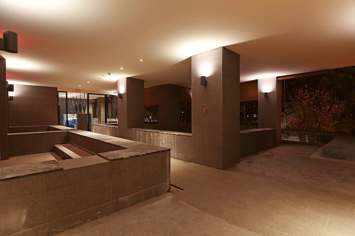 Room 25 of 41