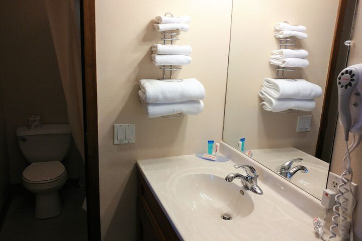 Bathroom amenities