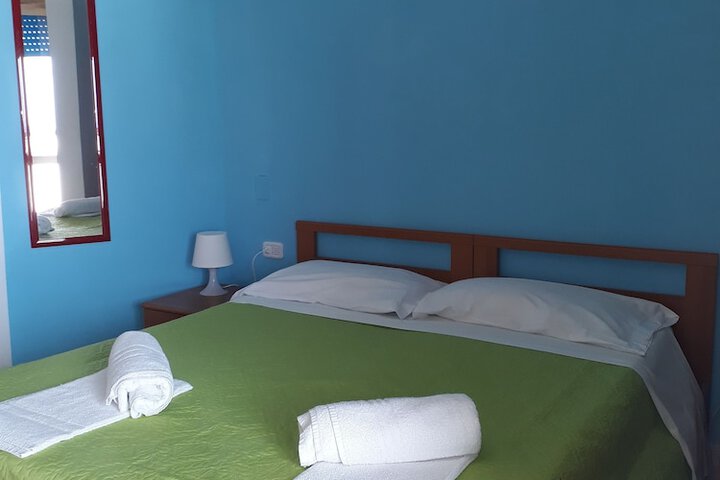 Room 13 of 41