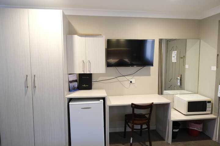 Room 58 of 169