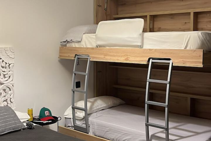 Room 27 of 55