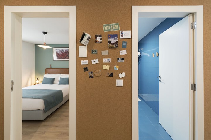 Room 11 of 53