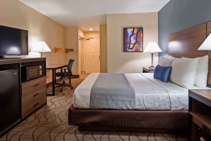 2 Queen Beds (4 of 6)