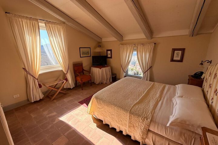 Room 13 of 48