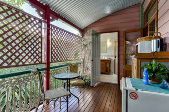 Terrace/Patio 4 of 38